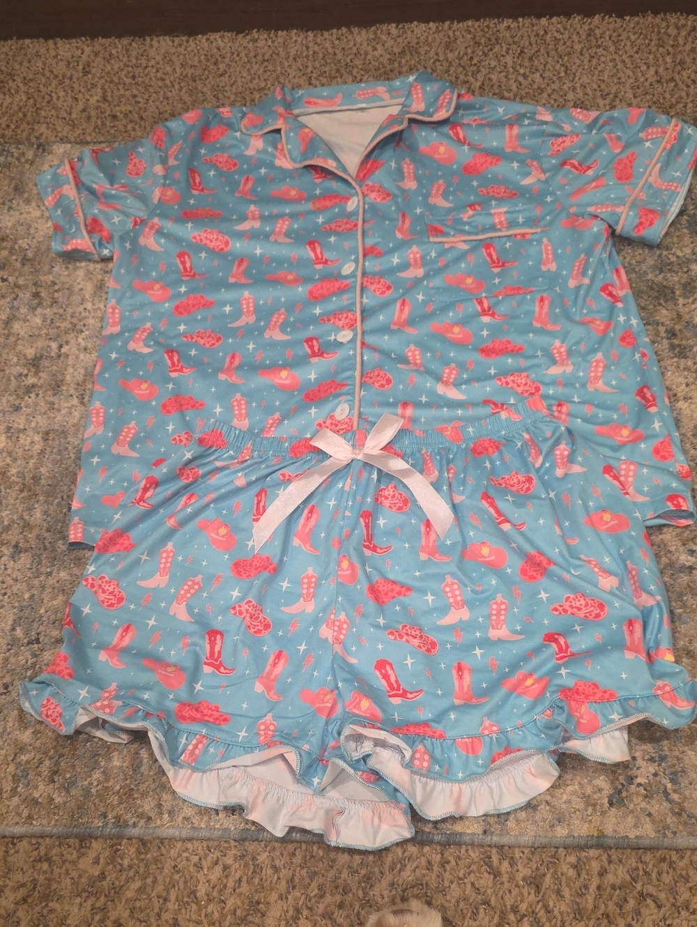 NWOT Blue and Pink Cowboy Boot Print Pajama Set. Size Large, But Fits Like A Med